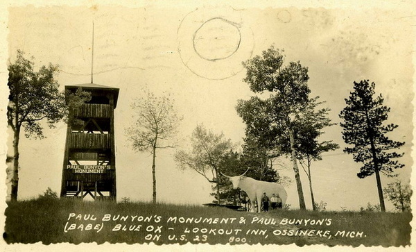 Paul Bunyan Lookout (Paul Bunyan & Babe The Blue Ox) - Old Postcard View